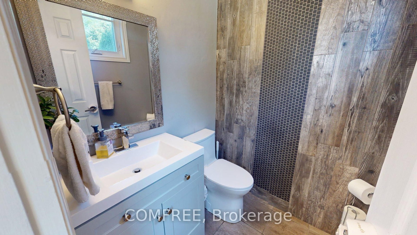 90 San Antonio Drive • Hamilton, ON photo 10