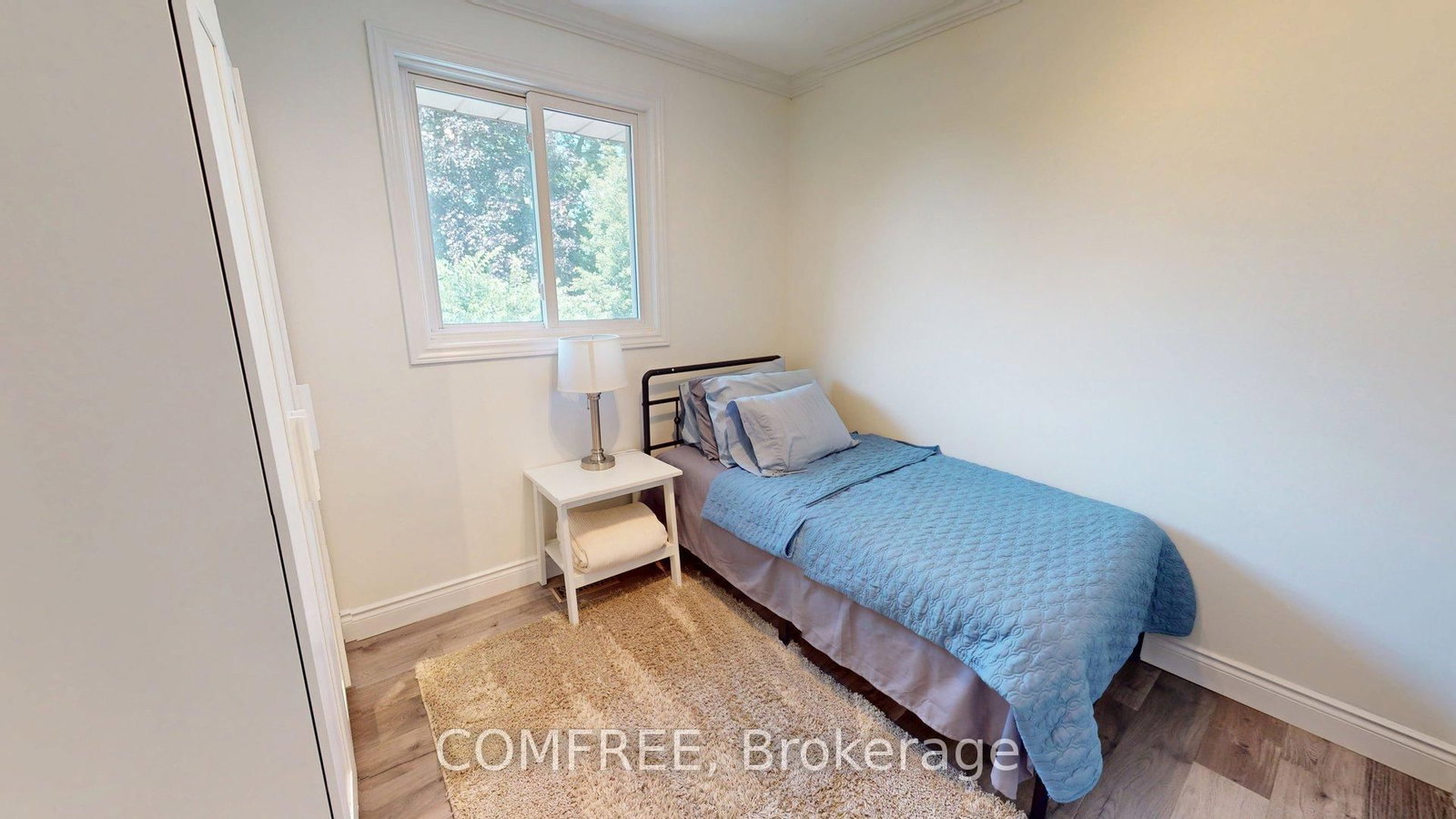 90 San Antonio Drive • Hamilton, ON photo 19