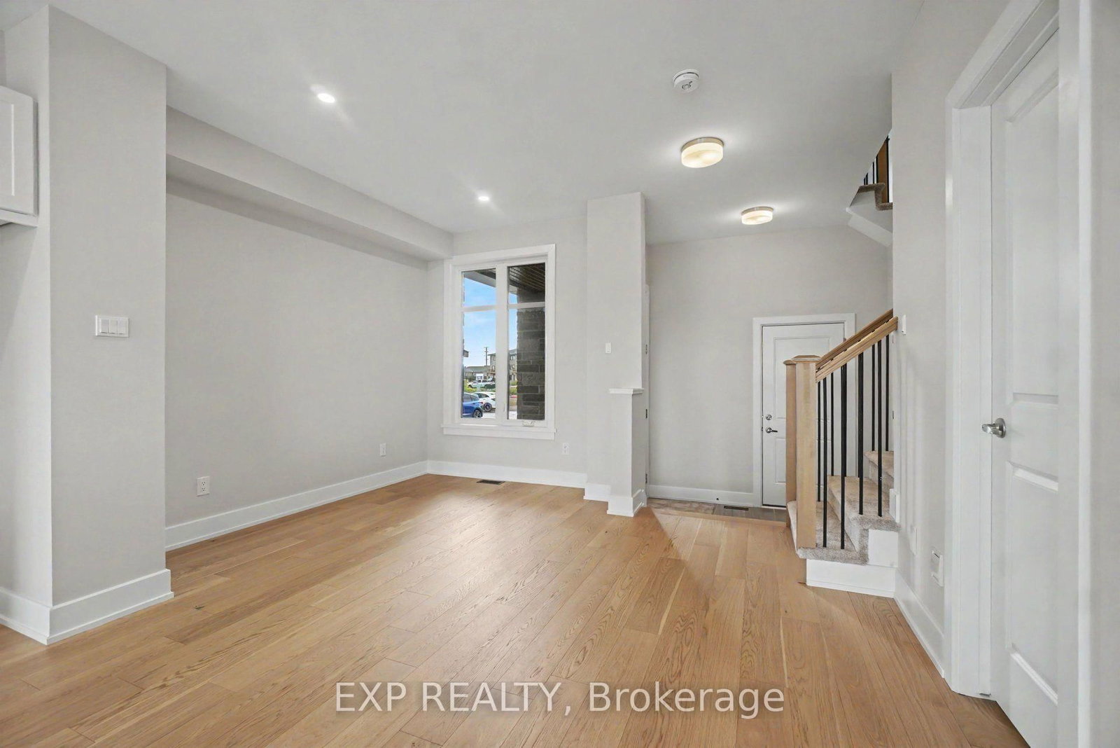 181 Craig Duncan Terrace • Ottawa, ON photo 3