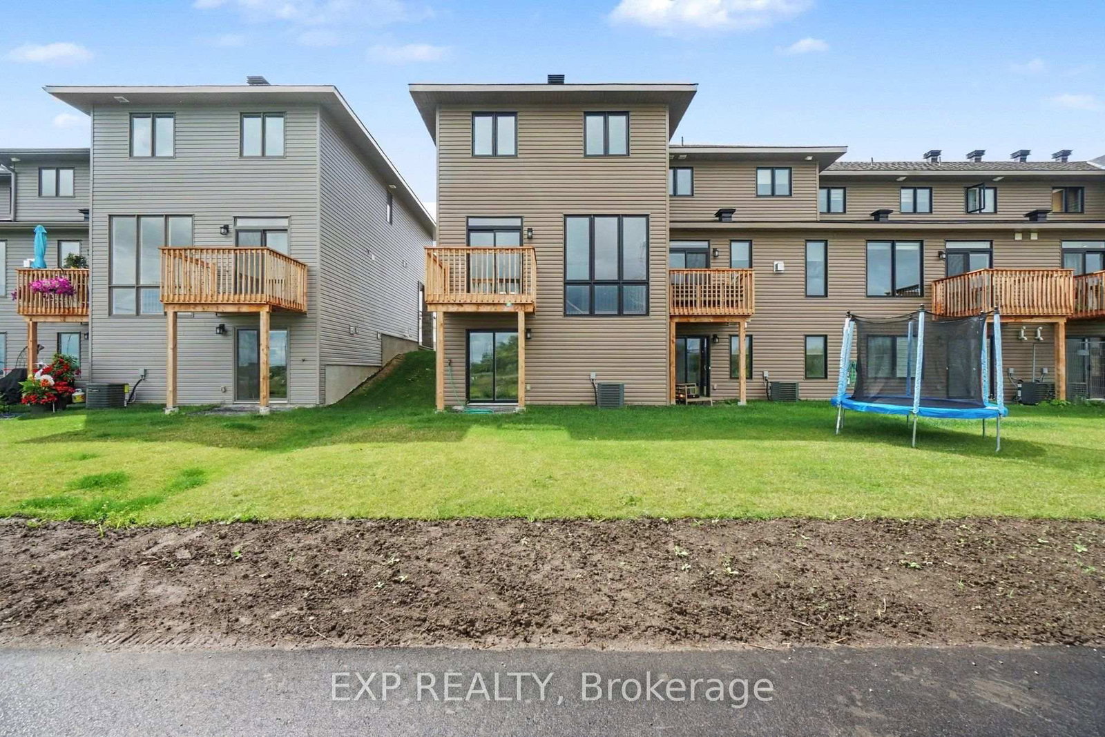 181 Craig Duncan Terrace • Ottawa, ON photo 31