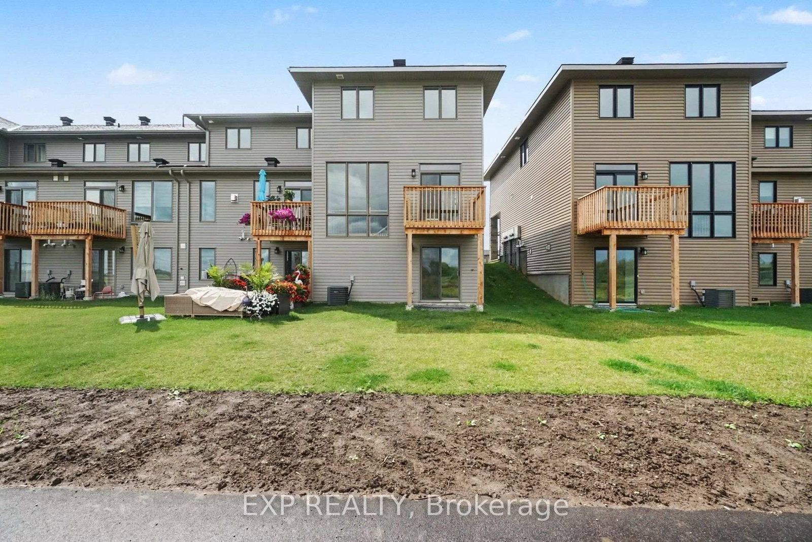 183 Craig Duncan Terrace • Ottawa, ON photo 34