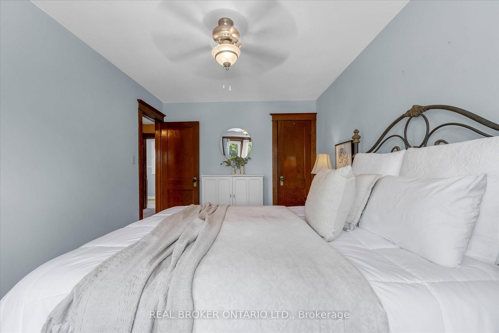 99 Tuxedo Avenue S • Hamilton, ON photo 19