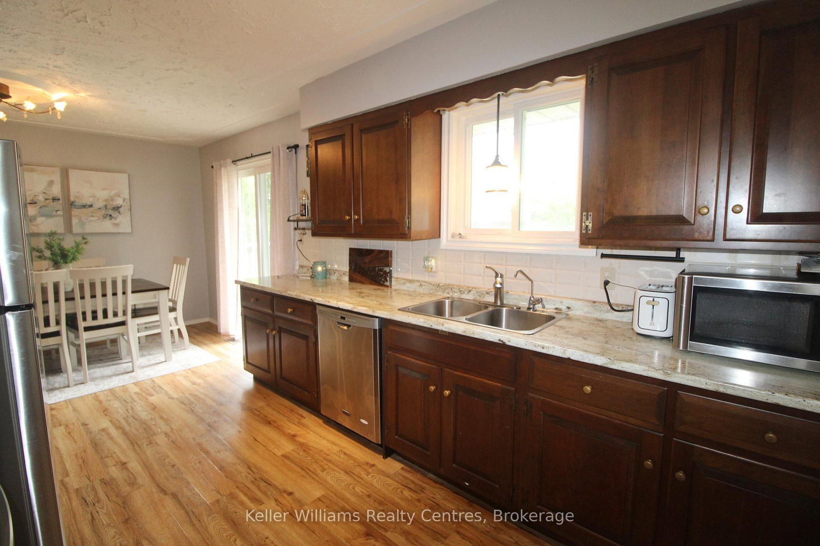 72 3rd Street • Hanover, ON photo 14