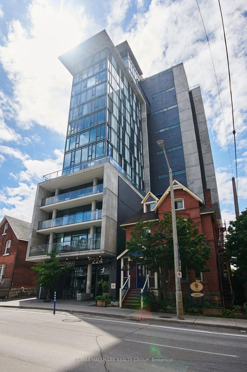 1104 - 224 Lyon Street N