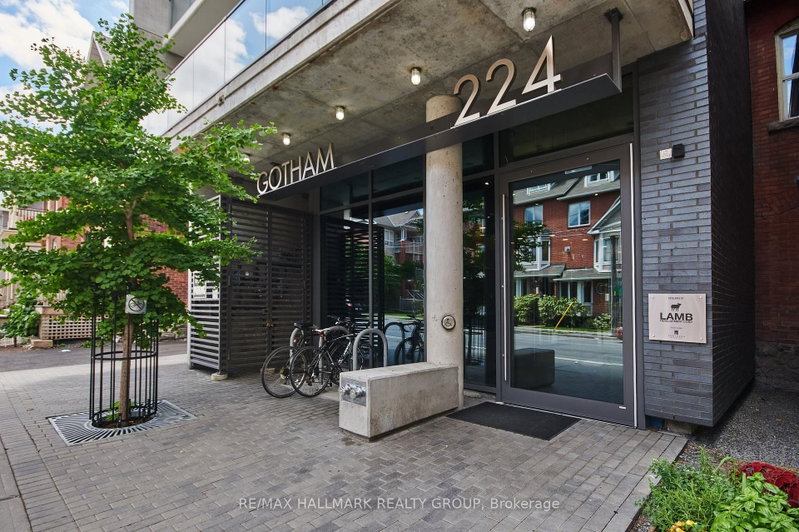 1104 - 224 Lyon Street N