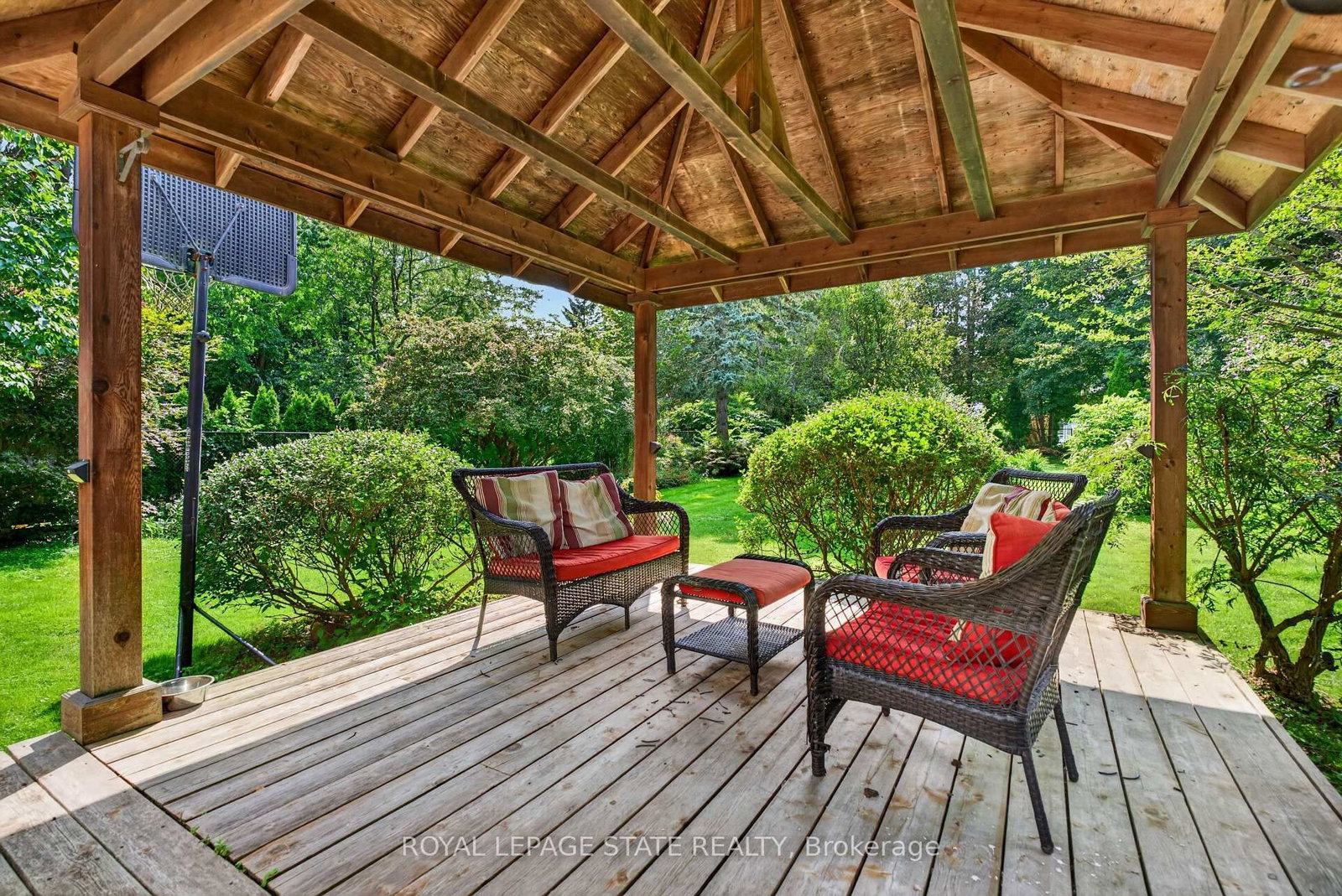166 Orchard Drive • Hamilton, ON photo 32