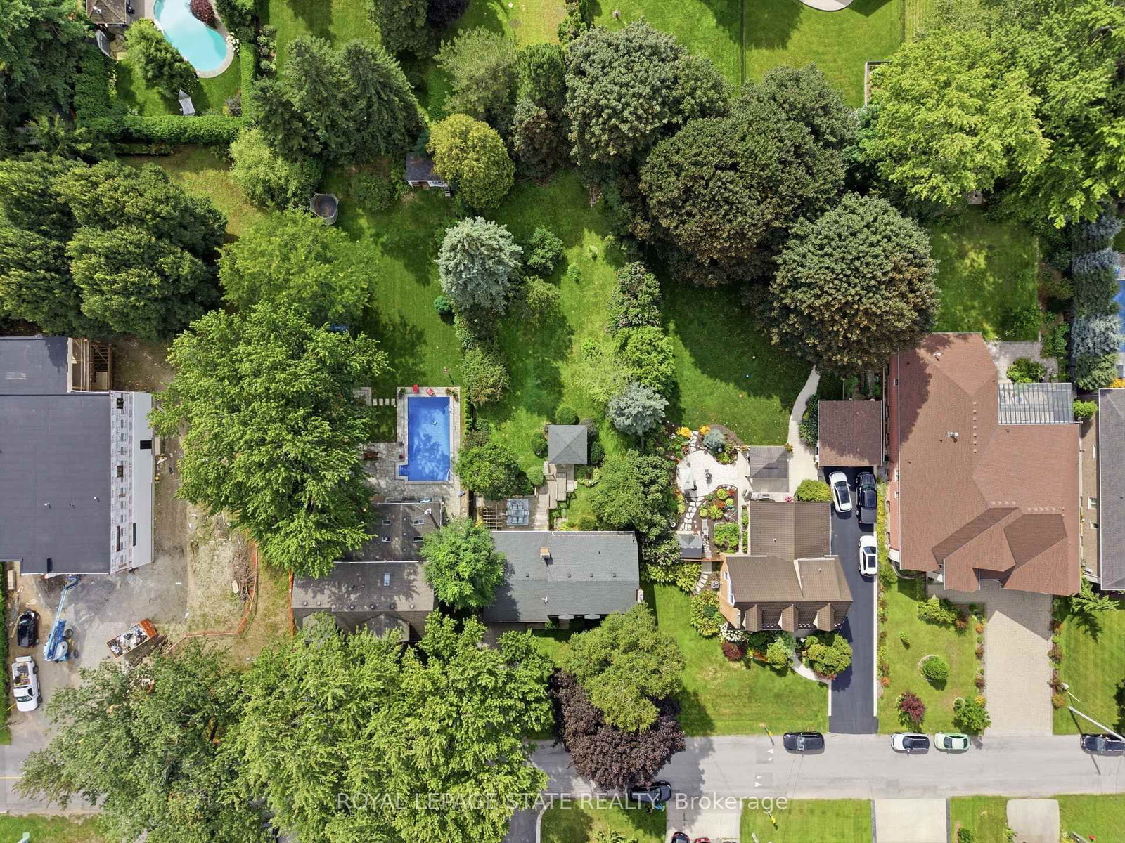 166 Orchard Drive • Hamilton, ON photo 38