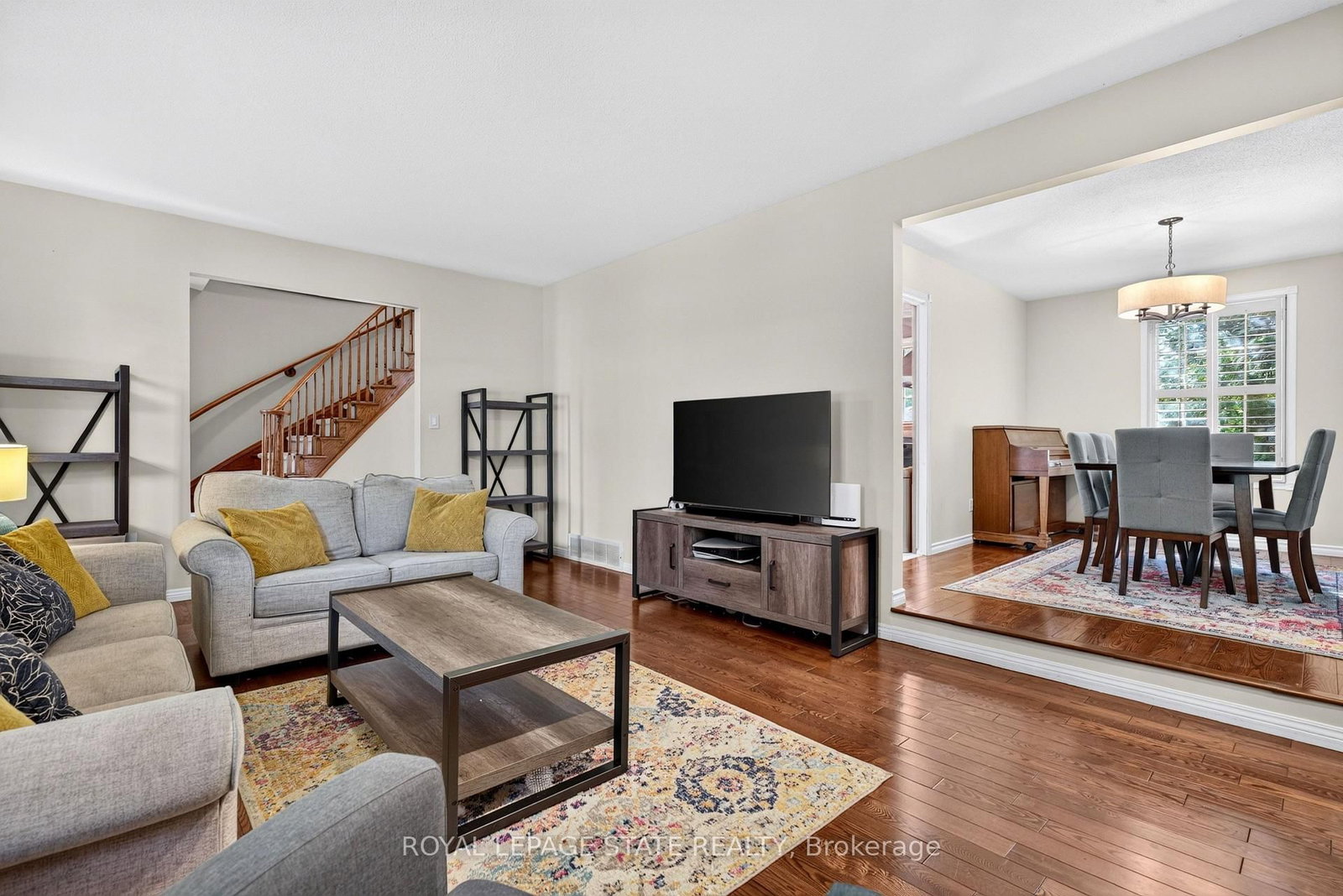 166 Orchard Drive • Hamilton, ON photo 8