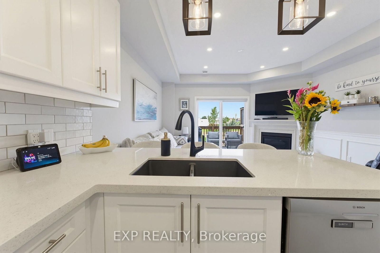 74 Laguna Village Crescent • Hamilton, ON photo 11