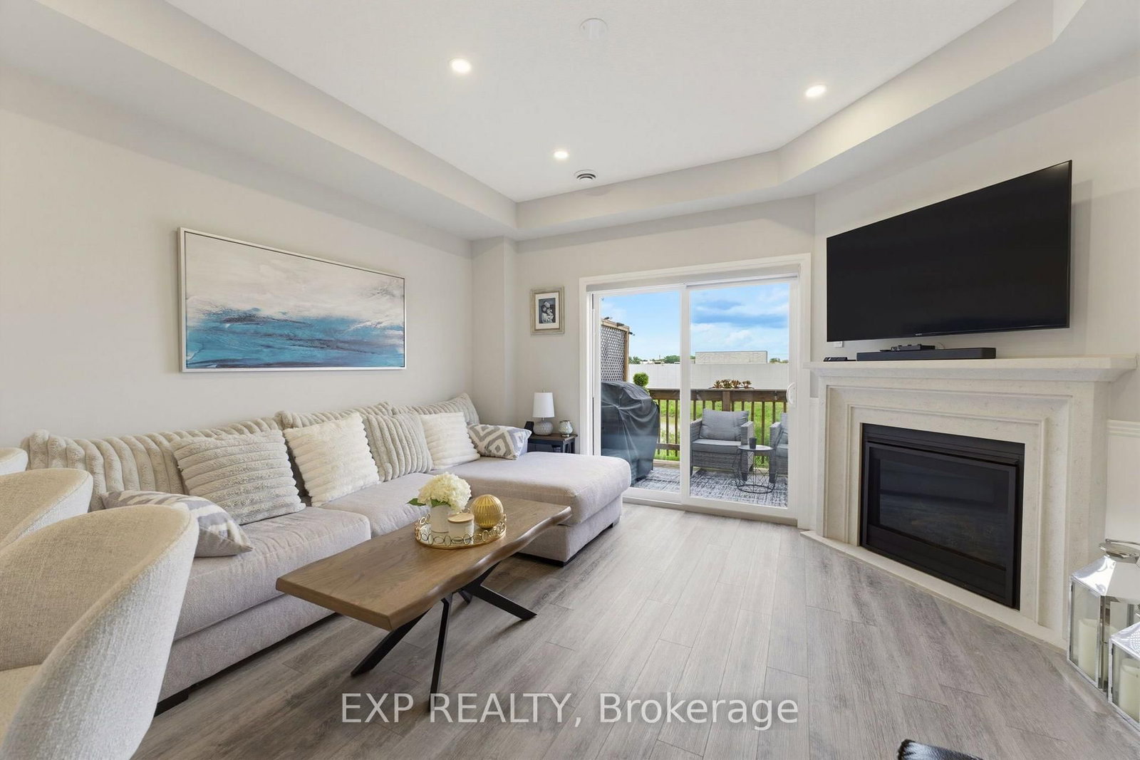 74 Laguna Village Crescent • Hamilton, ON photo 13