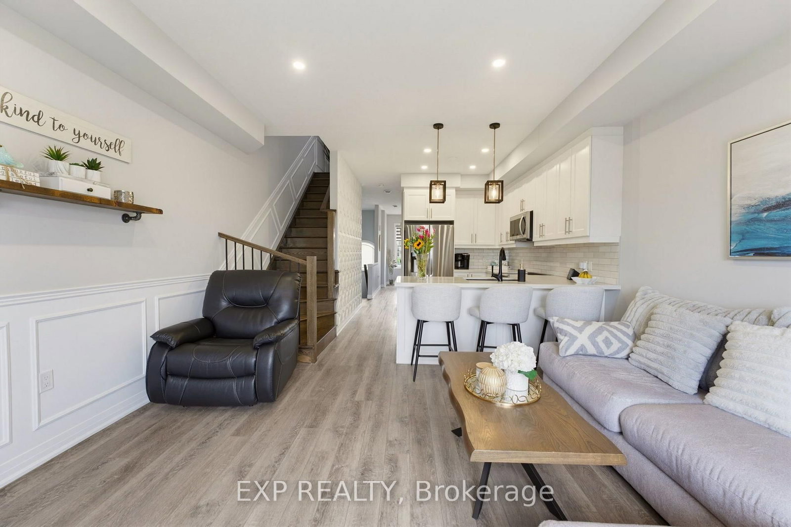 74 Laguna Village Crescent • Hamilton, ON photo 15