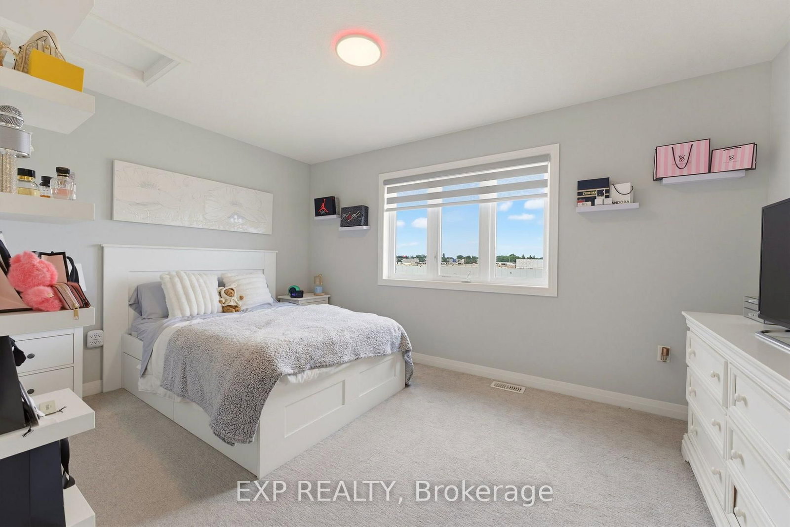 74 Laguna Village Crescent • Hamilton, ON photo 18