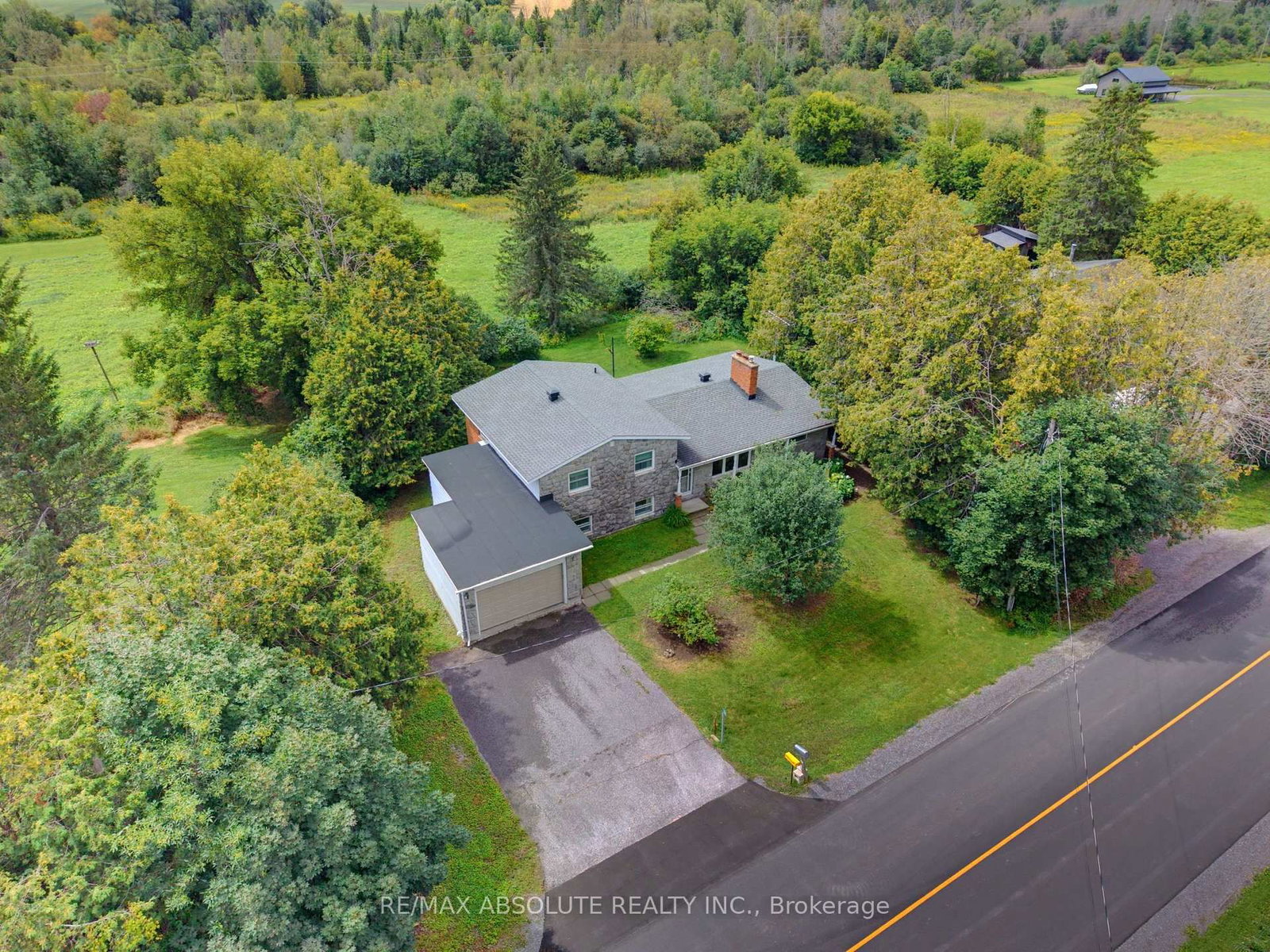 1996 Old Carp Road • Carp, ON photo 45