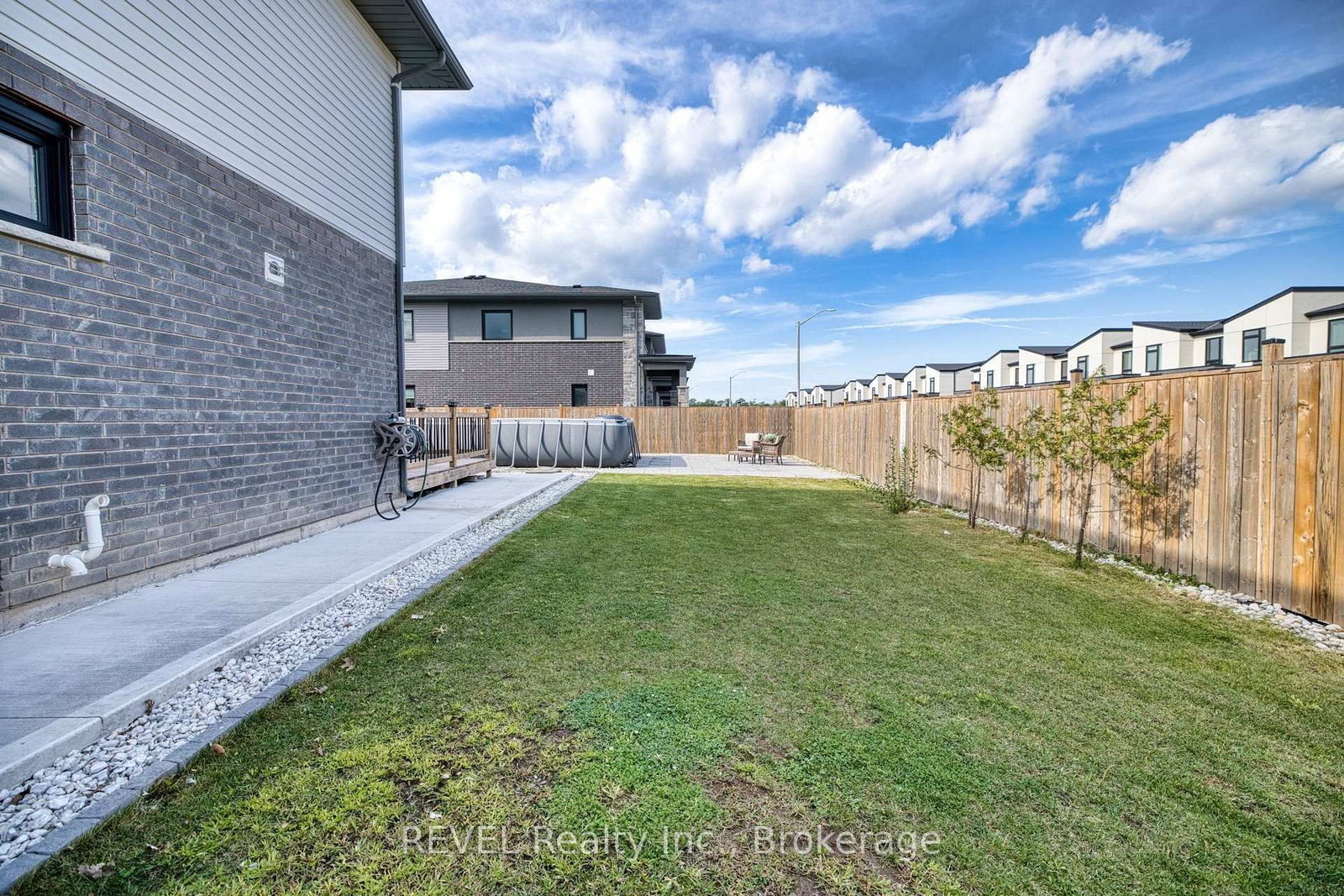 8961 Emily Boulevard • Niagara Falls, ON photo 36