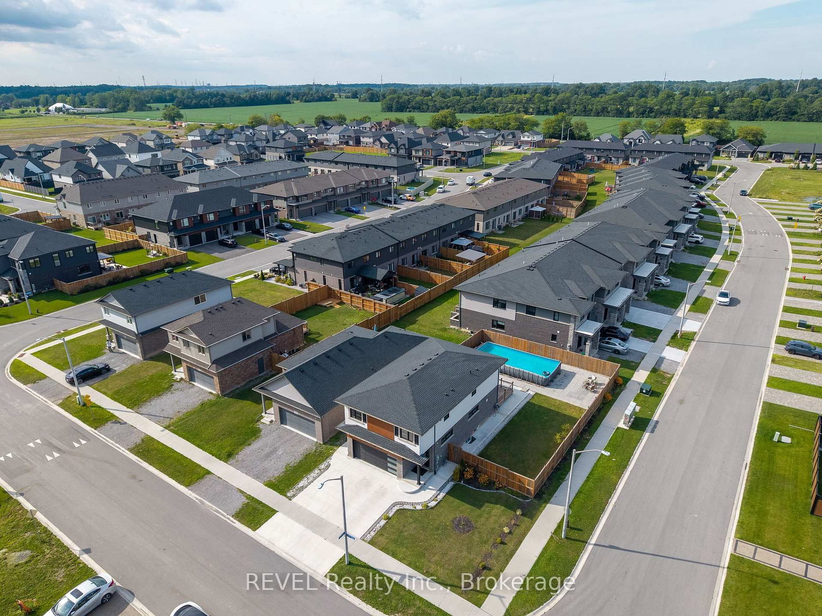 8961 Emily Boulevard • Niagara Falls, ON photo 39
