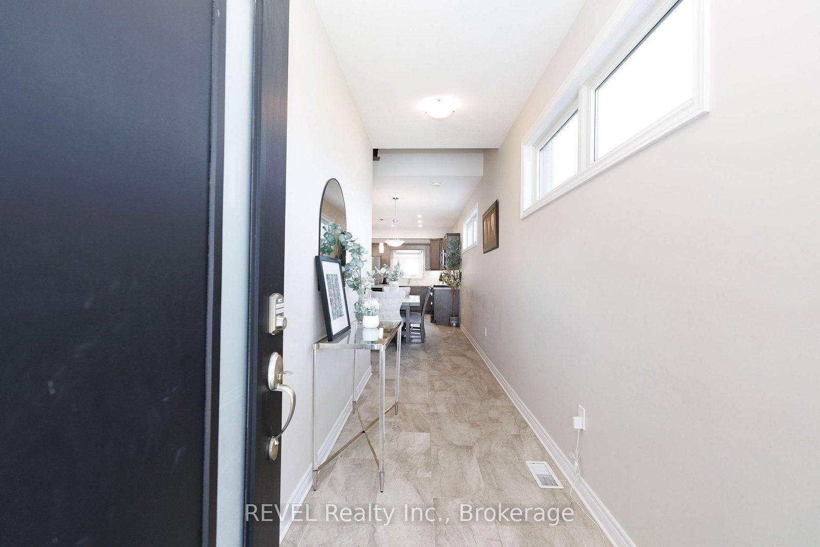 8961 Emily Boulevard • Niagara Falls, ON photo 4