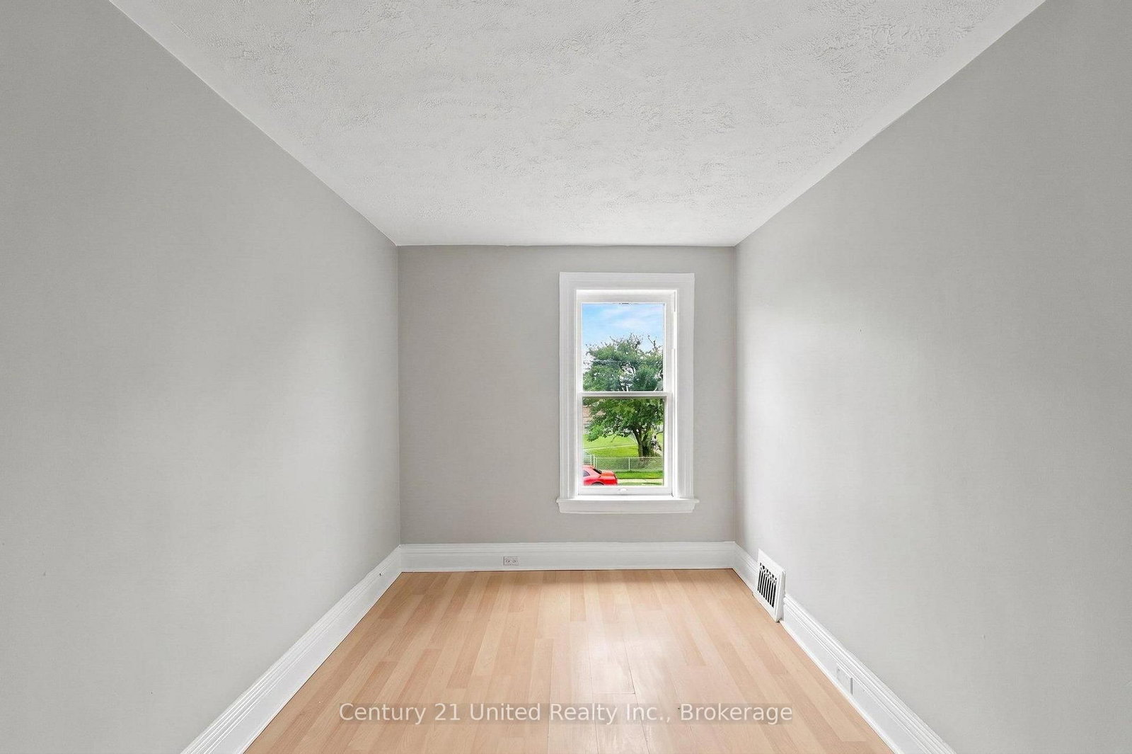 554 Sherbrooke Street • Peterborough, ON photo 15