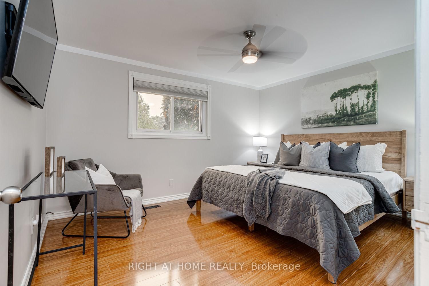 63 Robinglade Avenue • Kawartha Lakes, ON photo 20