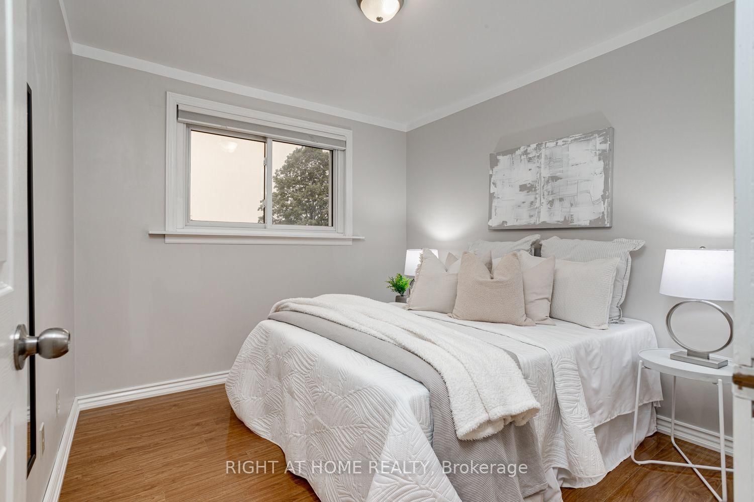 63 Robinglade Avenue • Kawartha Lakes, ON photo 24