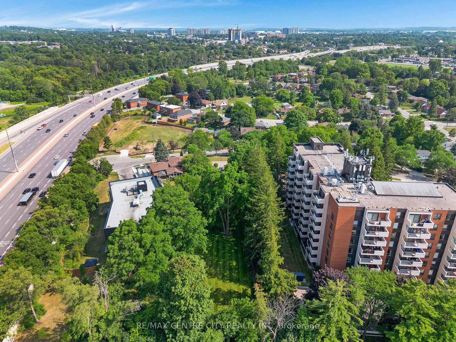 272 Sheldon Ave, Kitchener, view 7