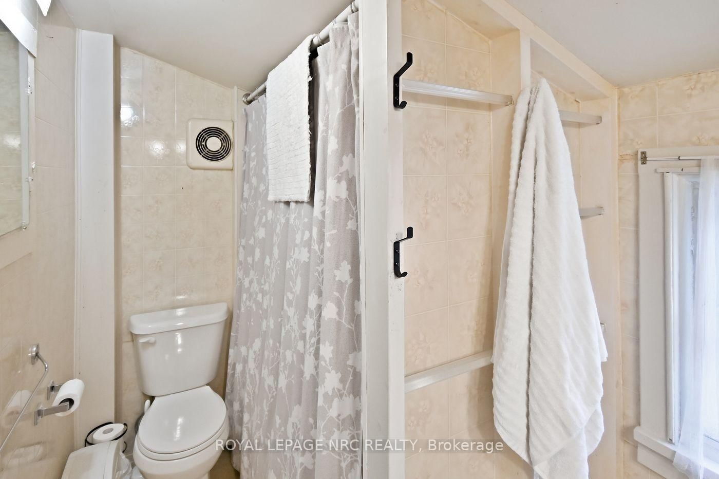 6422 Ash Street • Niagara Falls, ON photo 25