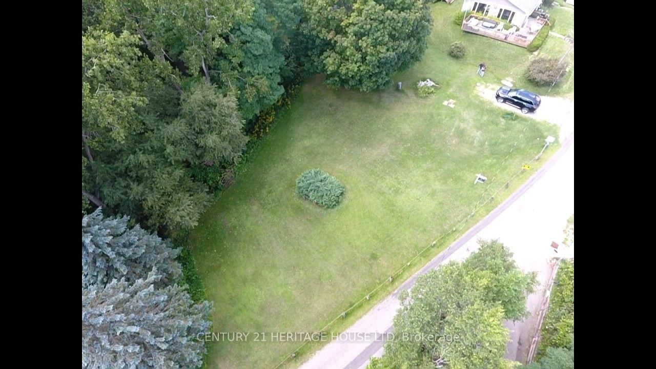 210 William Street N • Central Elgin, ON photo 8