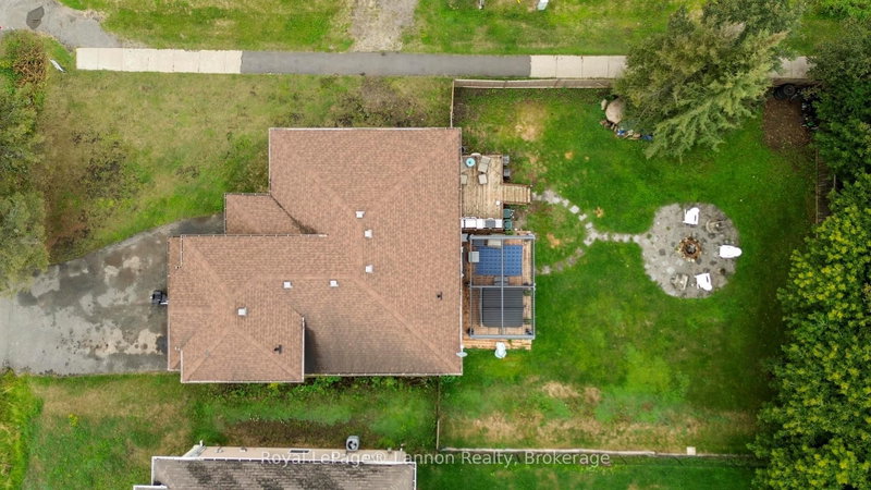 733 Woodcrest Road