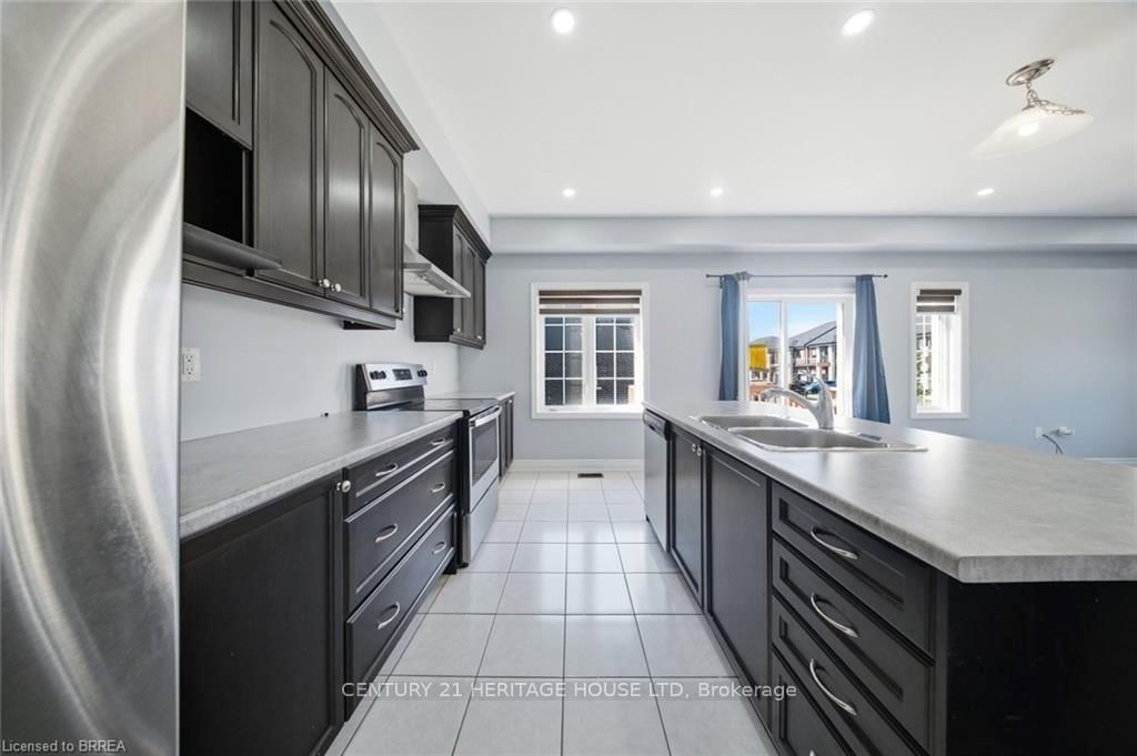 18 Macklin Street • Brantford, ON photo 12