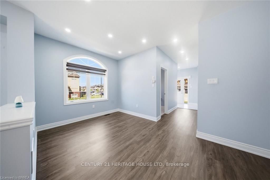18 Macklin Street • Brantford, ON photo 15