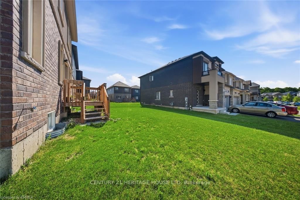 18 Macklin Street • Brantford, ON photo 27