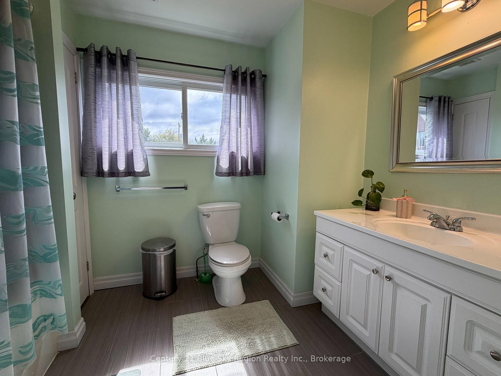 172 FOURTH Avenue E • North Bay, ON photo 17