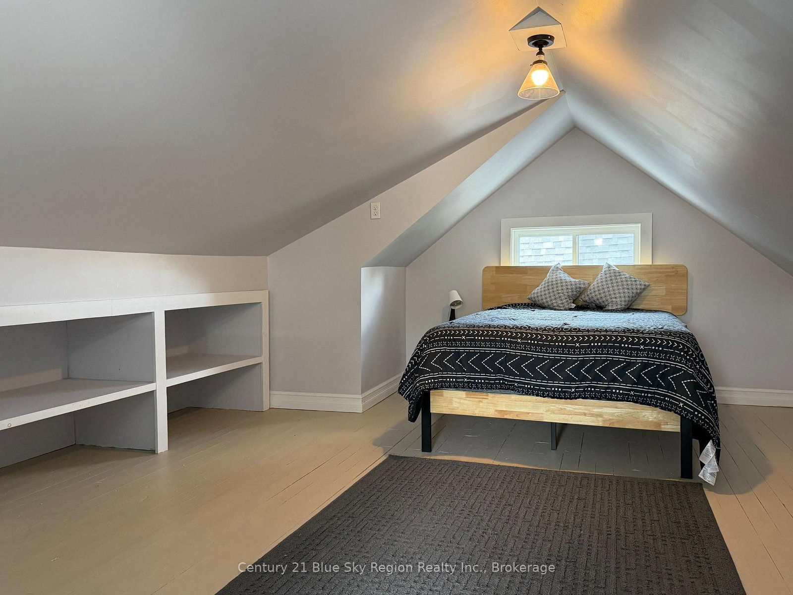 172 FOURTH Avenue E • North Bay, ON photo 18