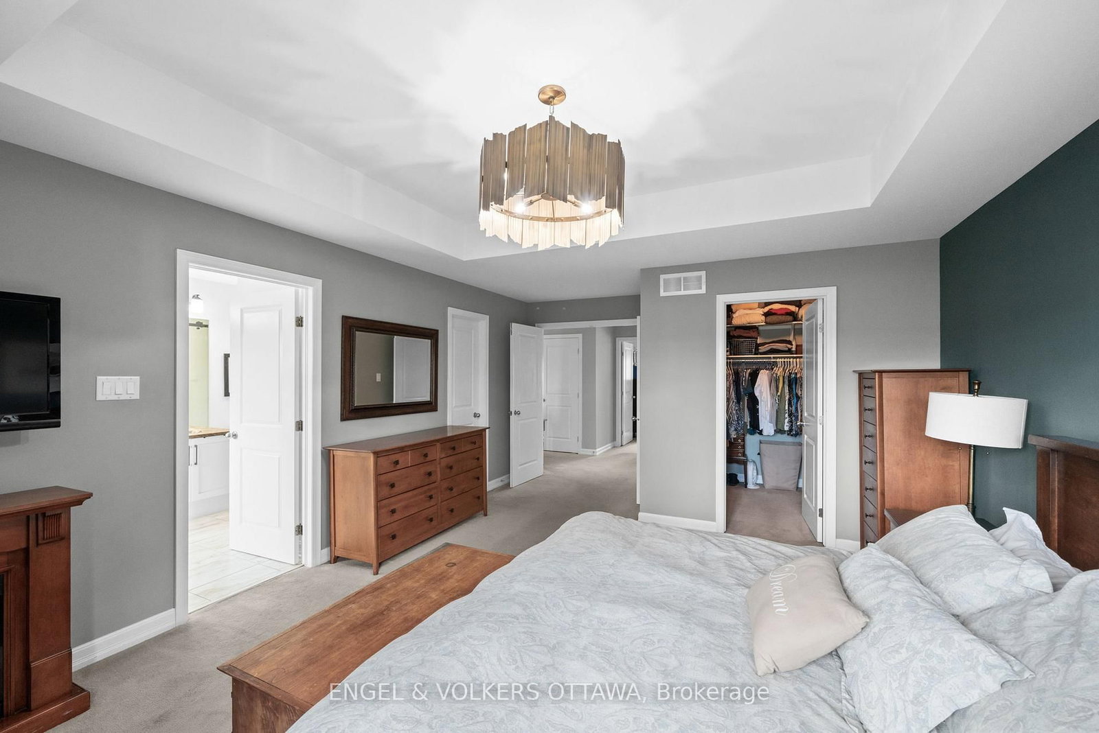564 Erinwoods Circle • Ottawa, ON photo 21