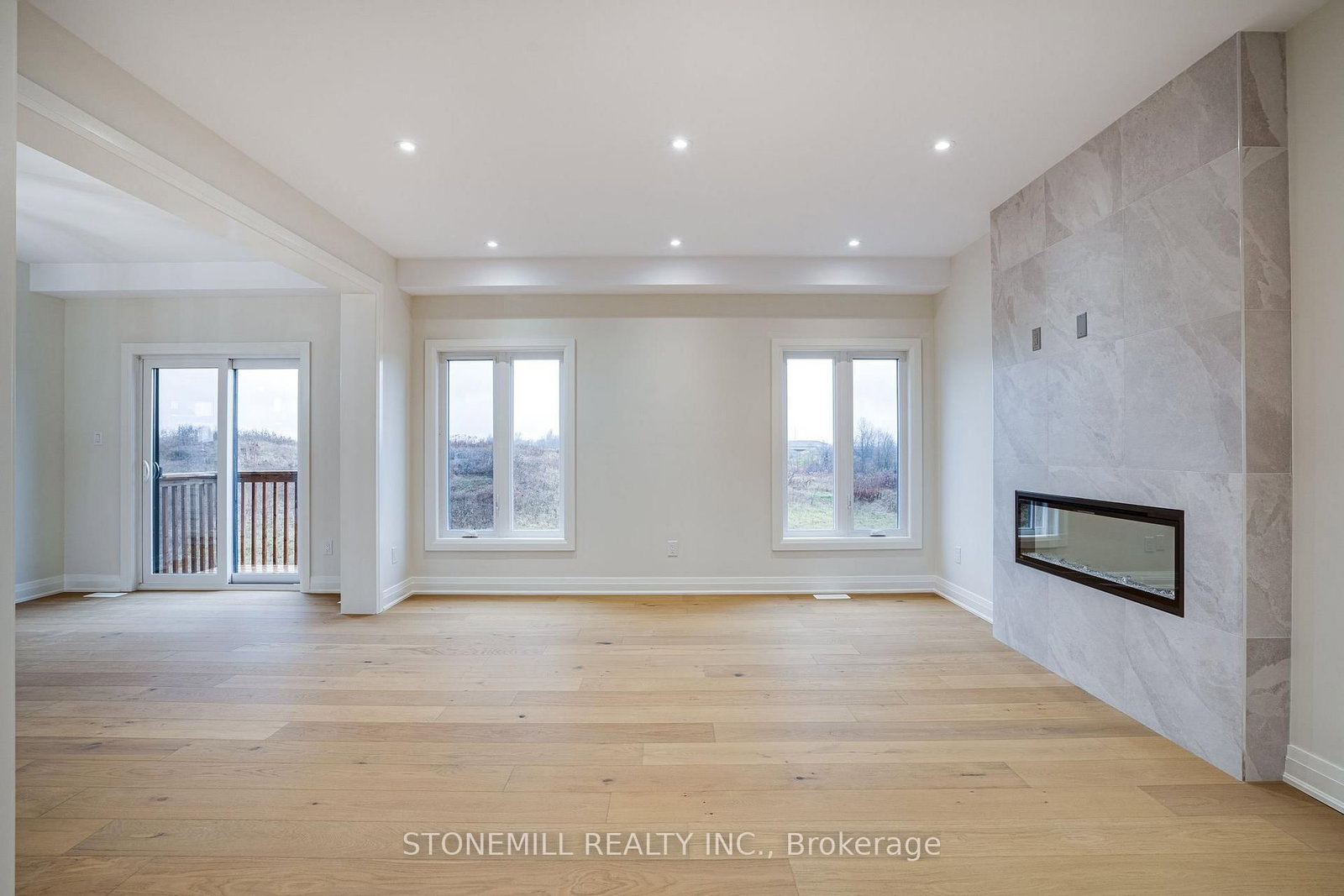 239 Midland Place • Welland, ON photo 13