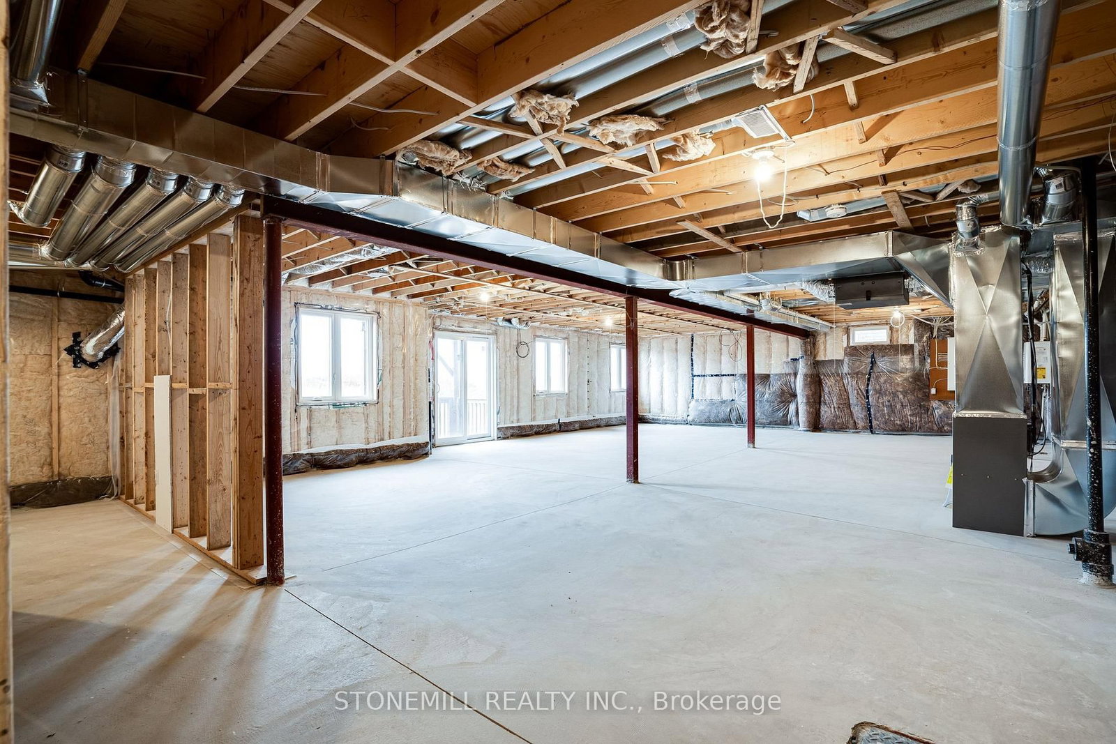 239 Midland Place • Welland, ON photo 39