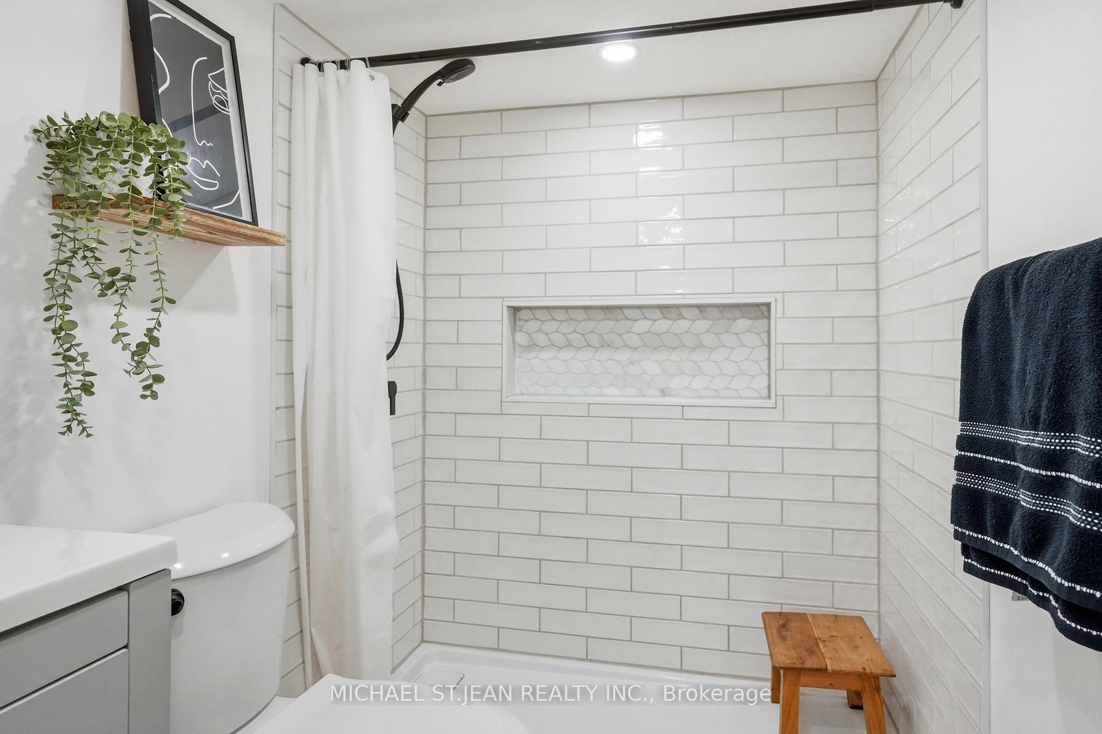 58 Tragina Avenue S • Hamilton, ON photo 38
