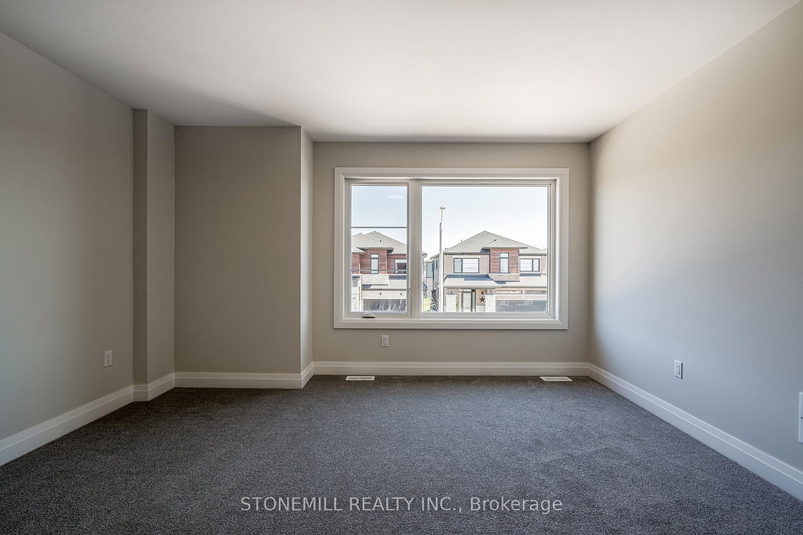 229 Midland Place • Welland, ON photo 31