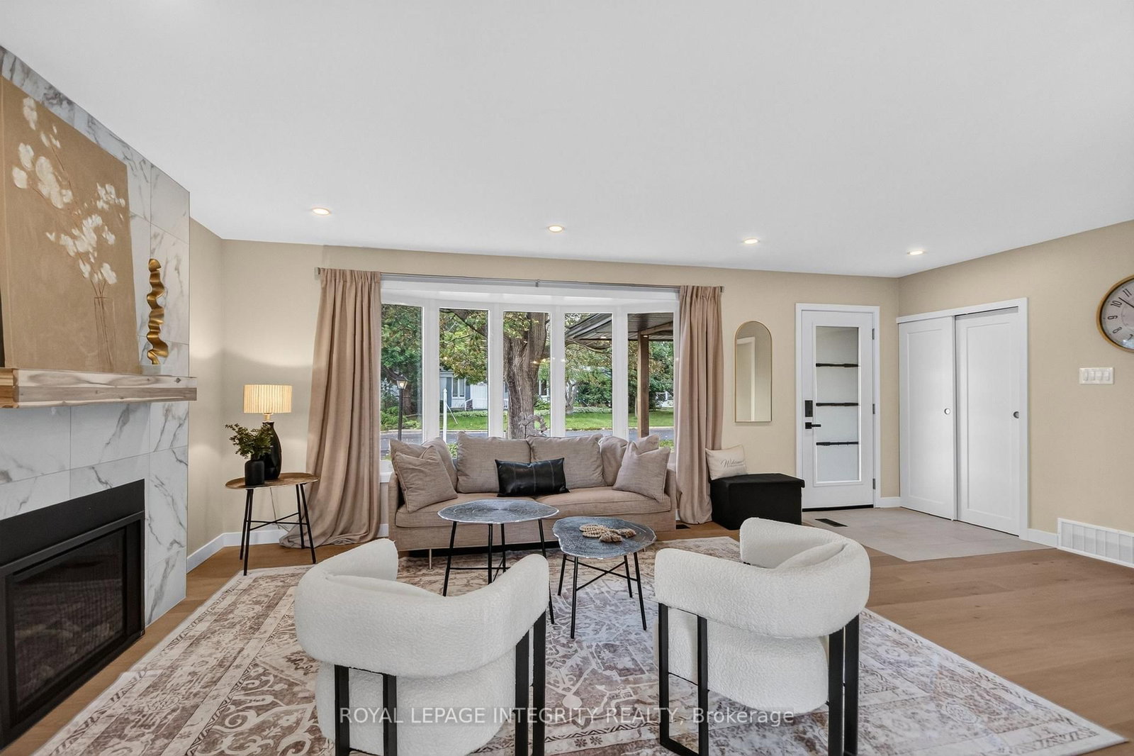 2698 ULSTER Crescent • Ottawa, ON photo 4