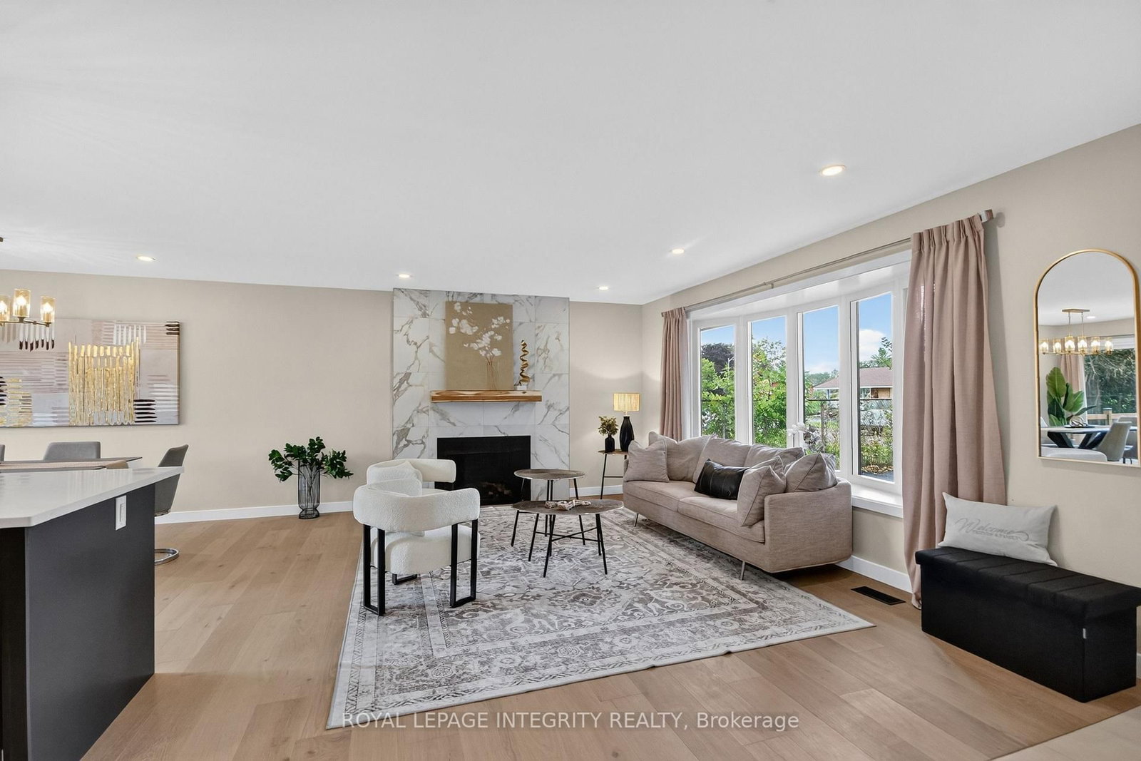 2698 ULSTER Crescent • Ottawa, ON photo 5