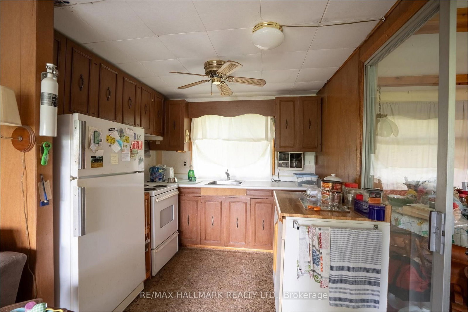 1124 Comfort Drive • Highlands East, ON photo 12