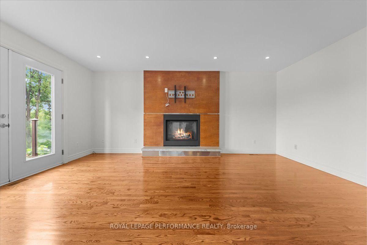 4 Wellsmere Court • Ottawa, ON photo 16