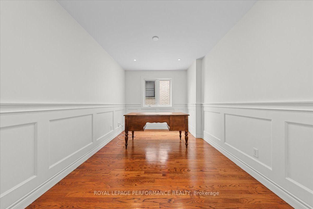 4 Wellsmere Court • Ottawa, ON photo 18