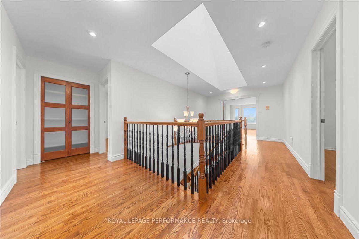 4 Wellsmere Court • Ottawa, ON photo 20