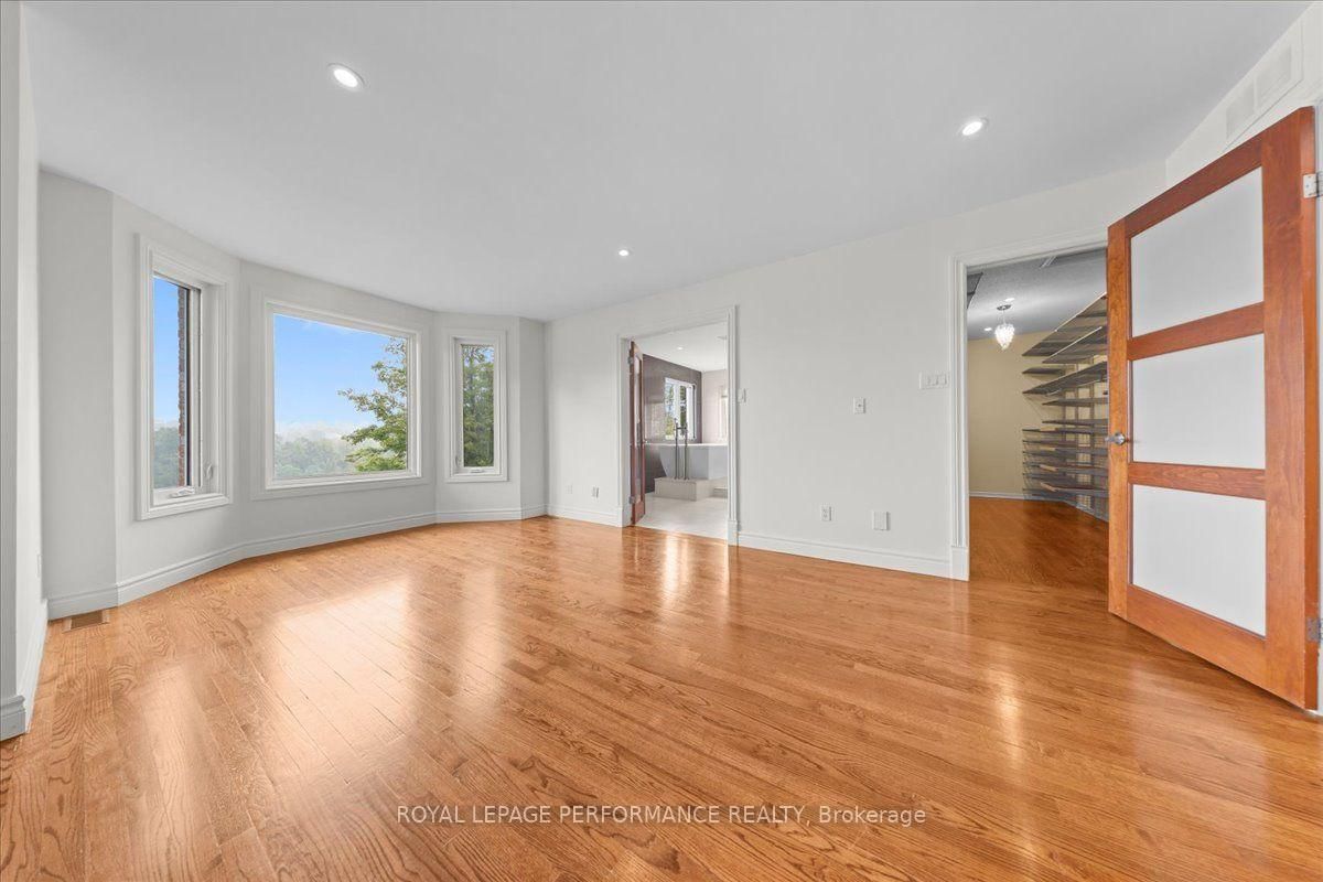 4 Wellsmere Court • Ottawa, ON photo 23