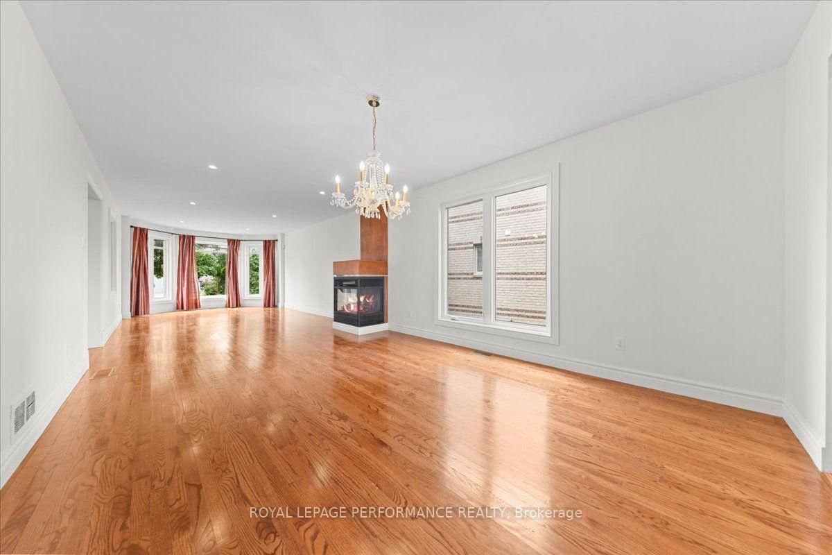 4 Wellsmere Court • Ottawa, ON photo 5