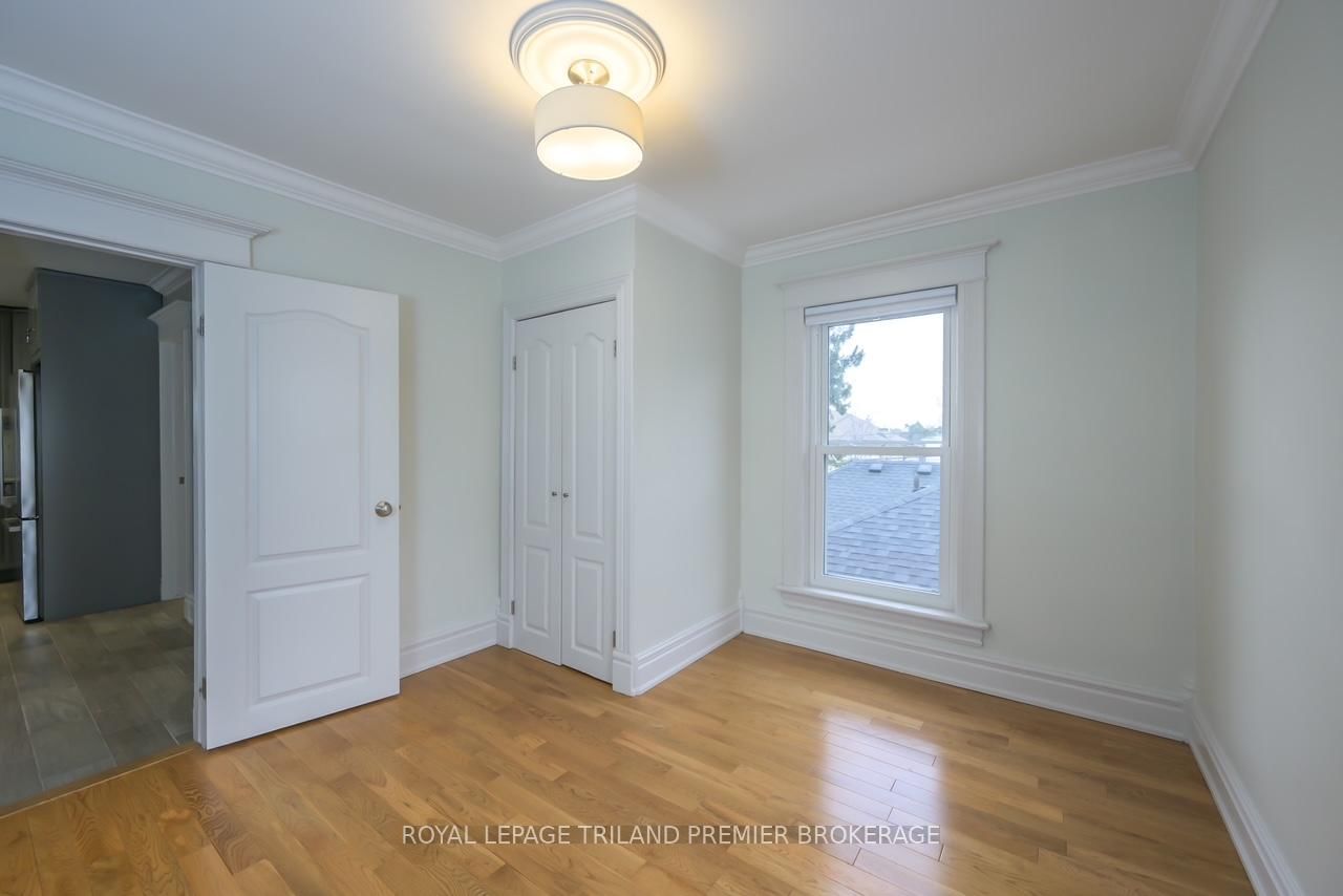 100 Central Avenue • London East, ON photo 16