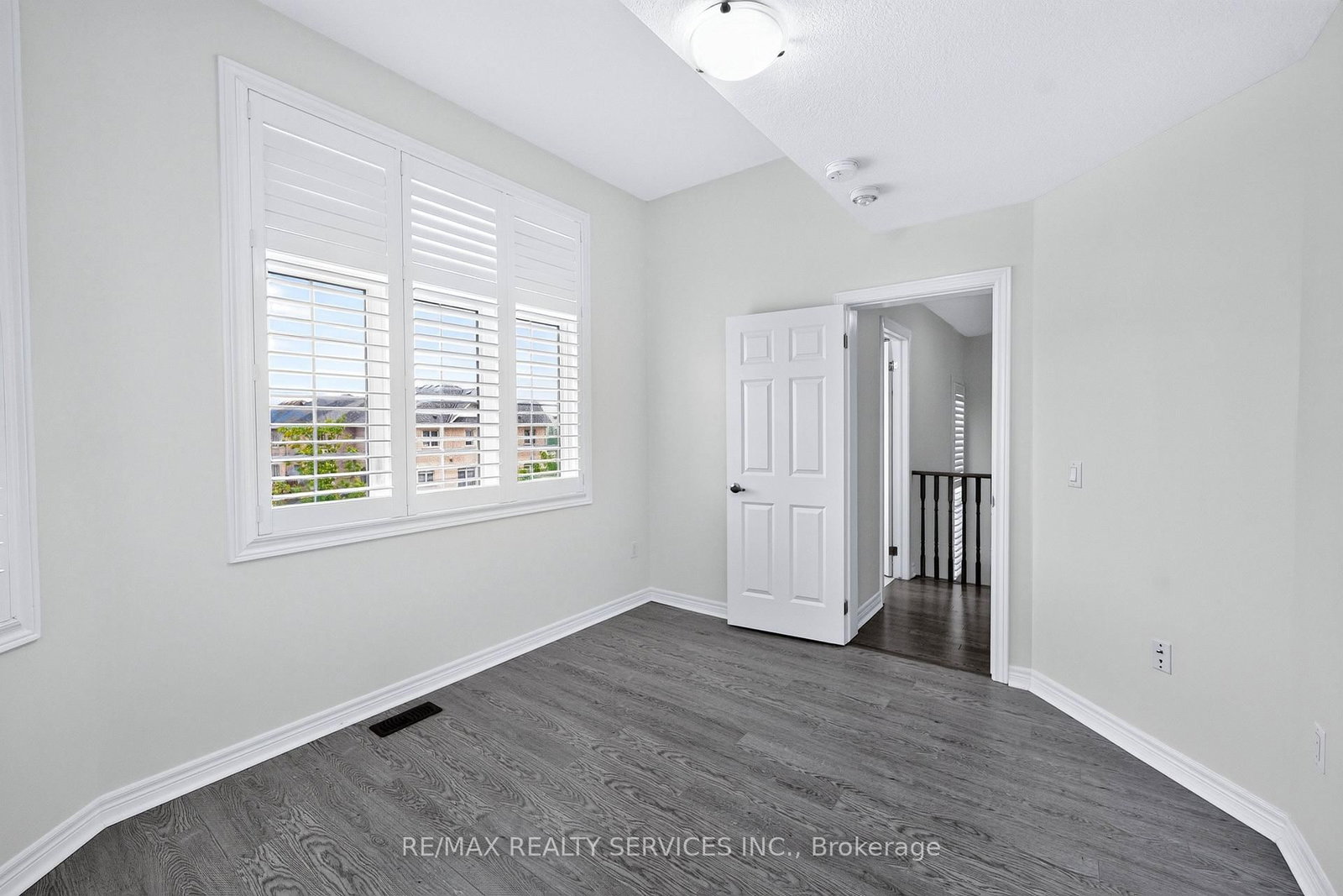 1149 Upper Thames Drive • Woodstock, ON photo 33