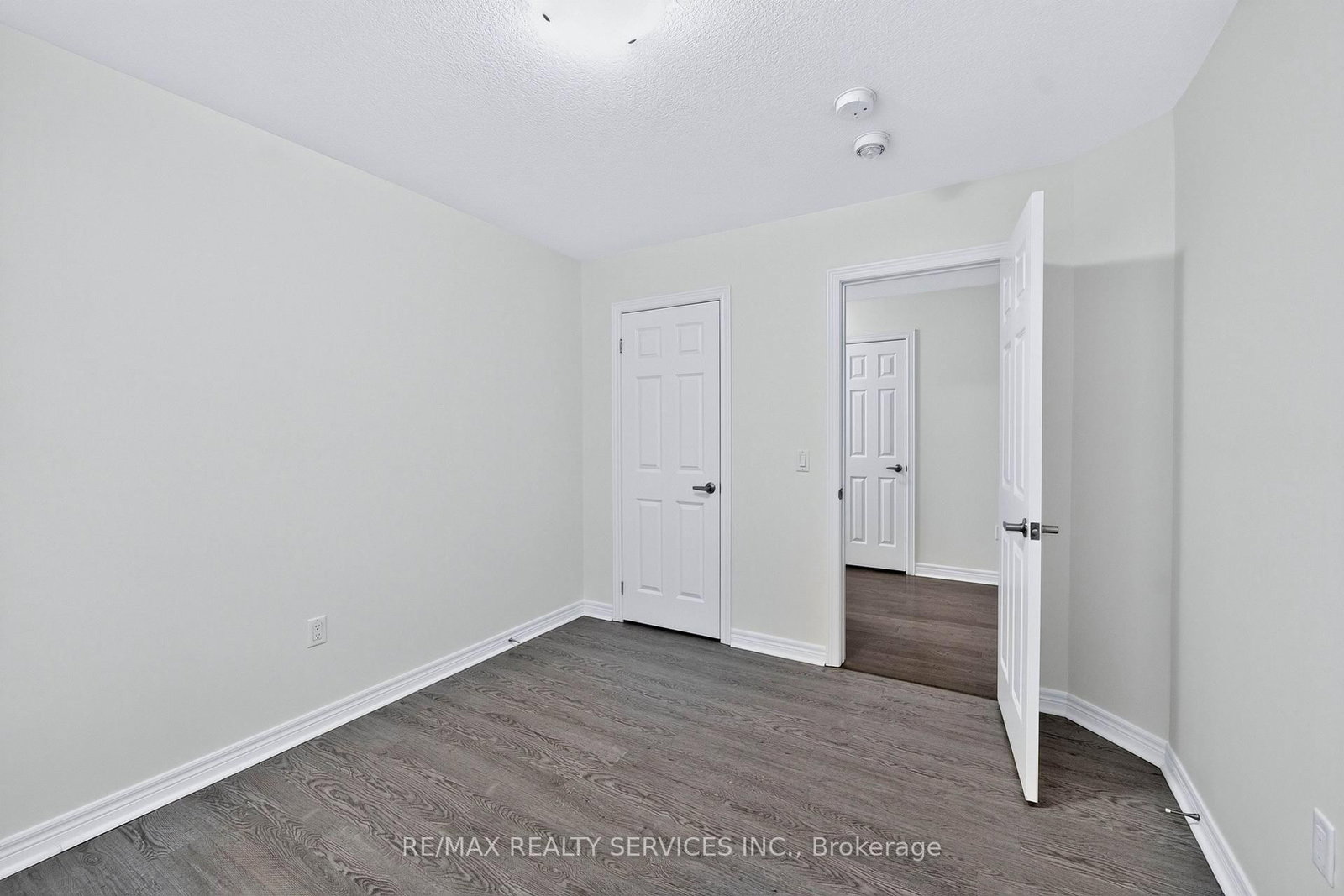 1149 Upper Thames Drive • Woodstock, ON photo 36