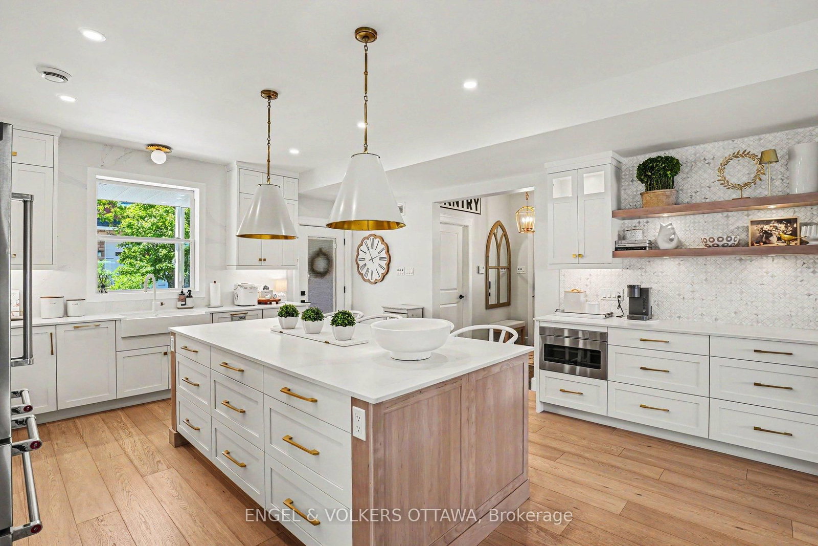 835 Archibald Street • Braeside, ON photo 13