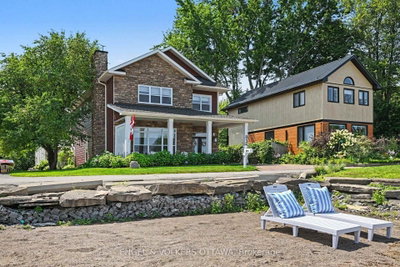 835 Archibald Street • Braeside, ON photo 2